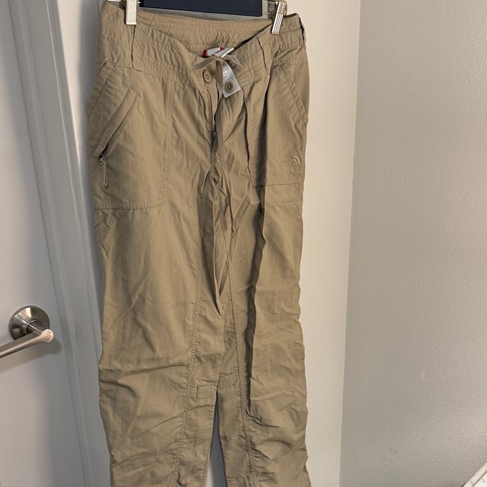 Women’s North Face Tan Pants